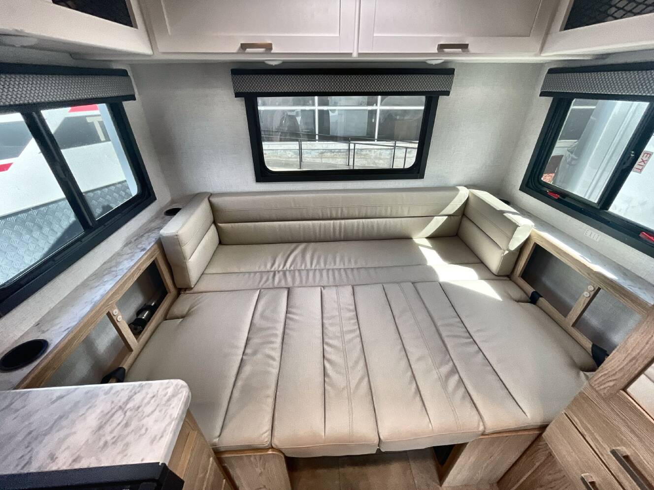 A photo of this 2026 Thor FREEDOM ELITE 19HEC