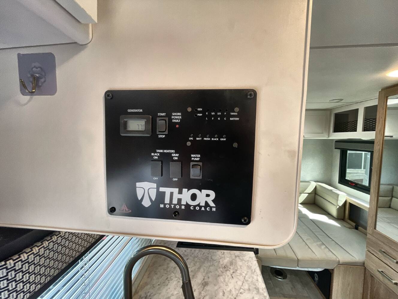 A photo of this 2026 Thor FREEDOM ELITE 19HEC