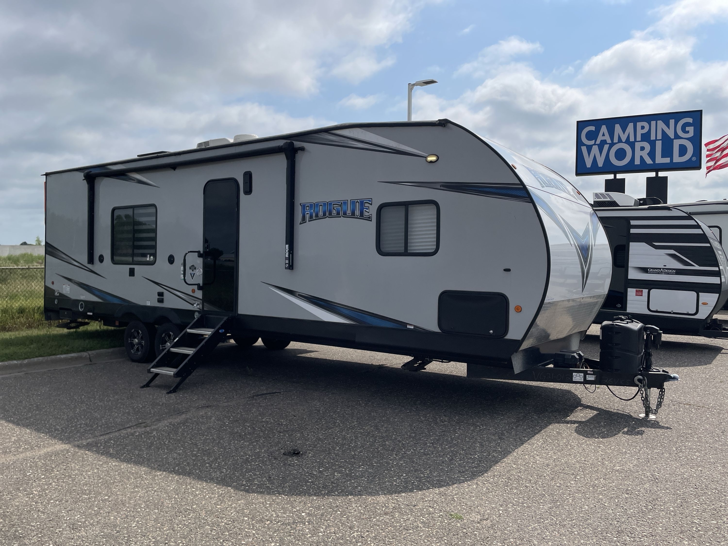2021 Forest River ROGUE 26VKS Travel Trailer Toy Hauler RV