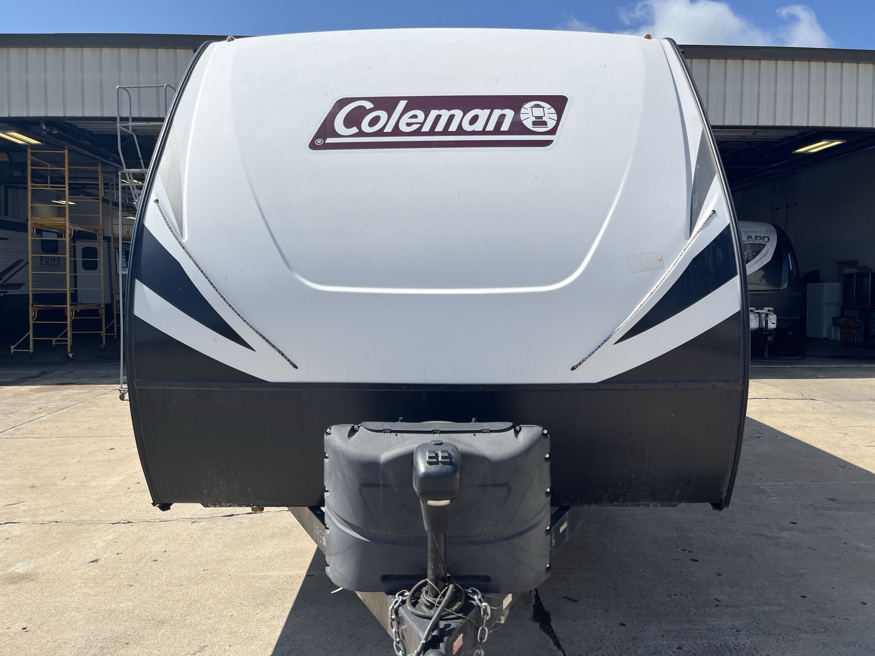 2021 Coleman COLEMAN LIGHT 2455BH in columbia MO