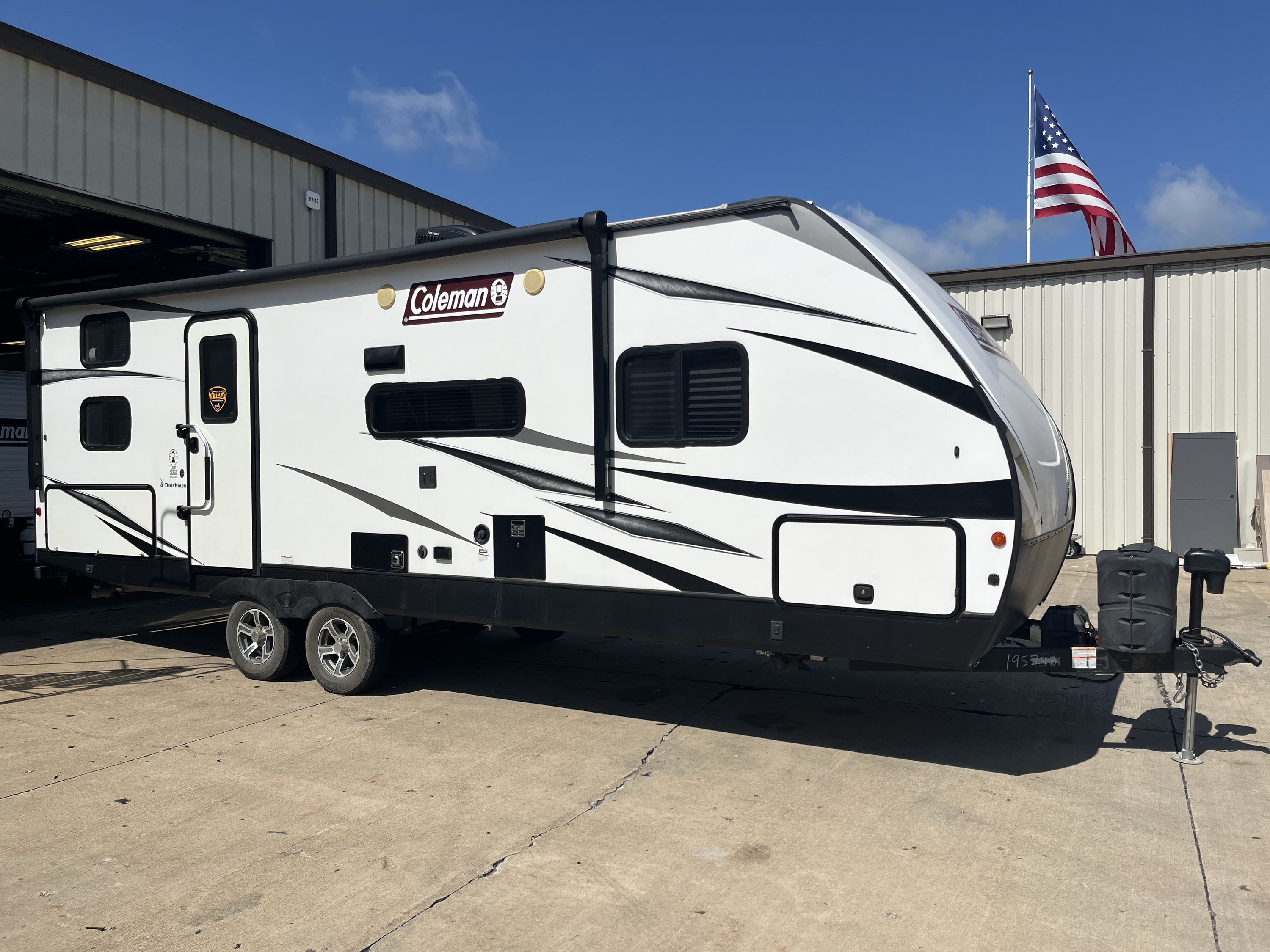 2021 Coleman COLEMAN LIGHT 2455BH in columbia MO