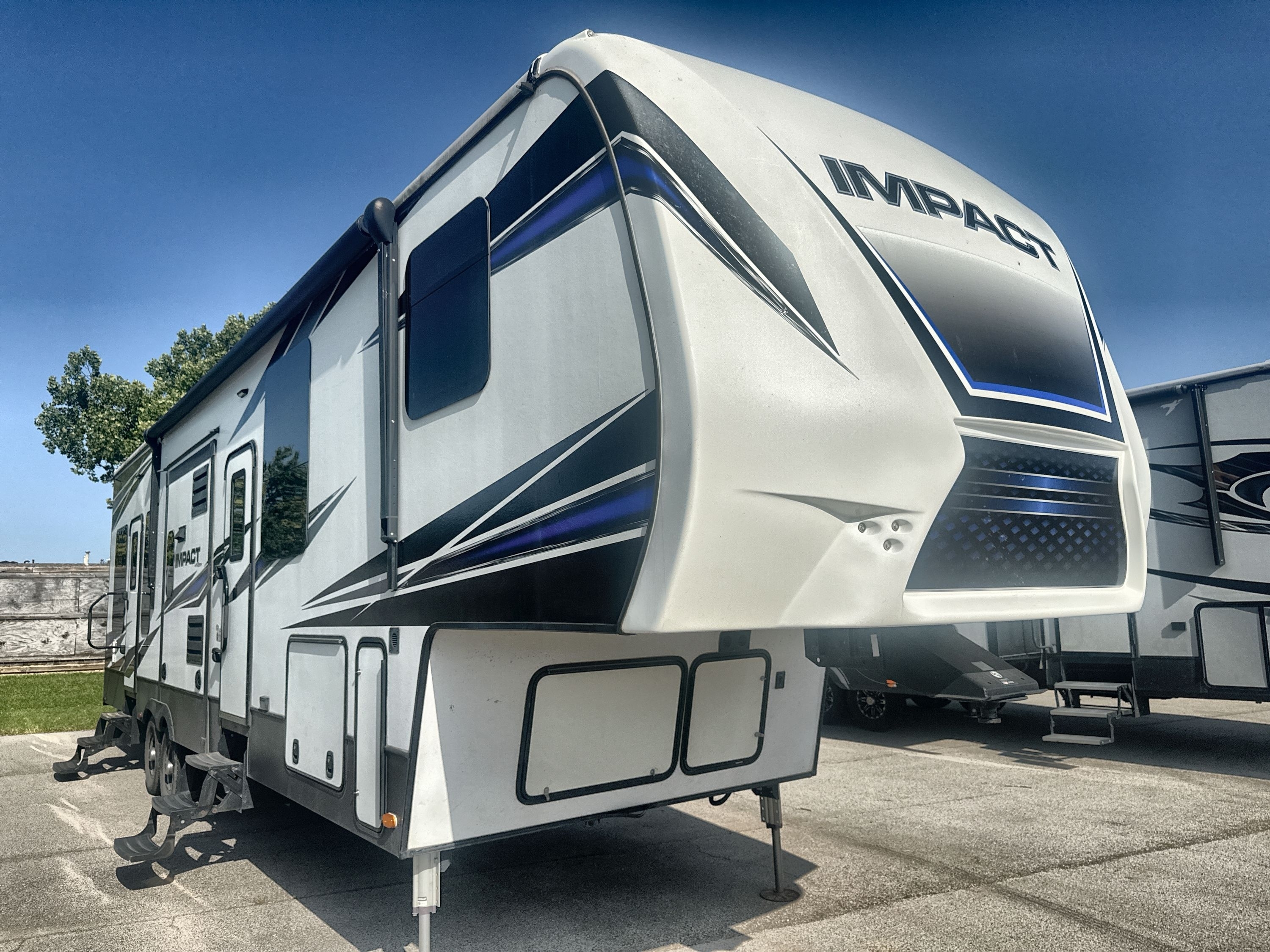 2018 Keystone IMPACT 341 Fifth Wheel Toy Hauler RV