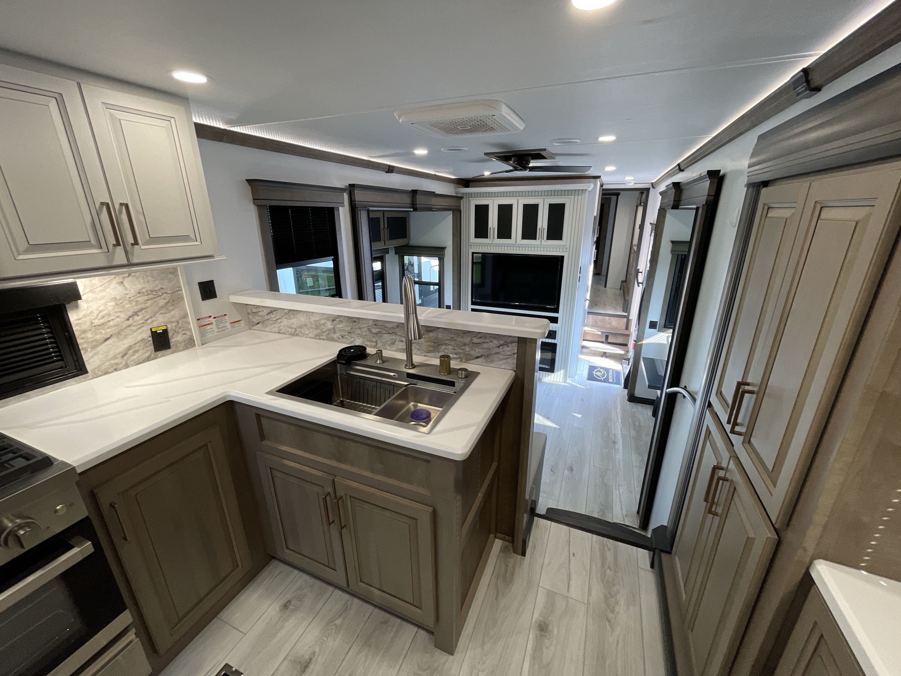 2025 Keystone MONTANA 3901RK in grand rapids MI