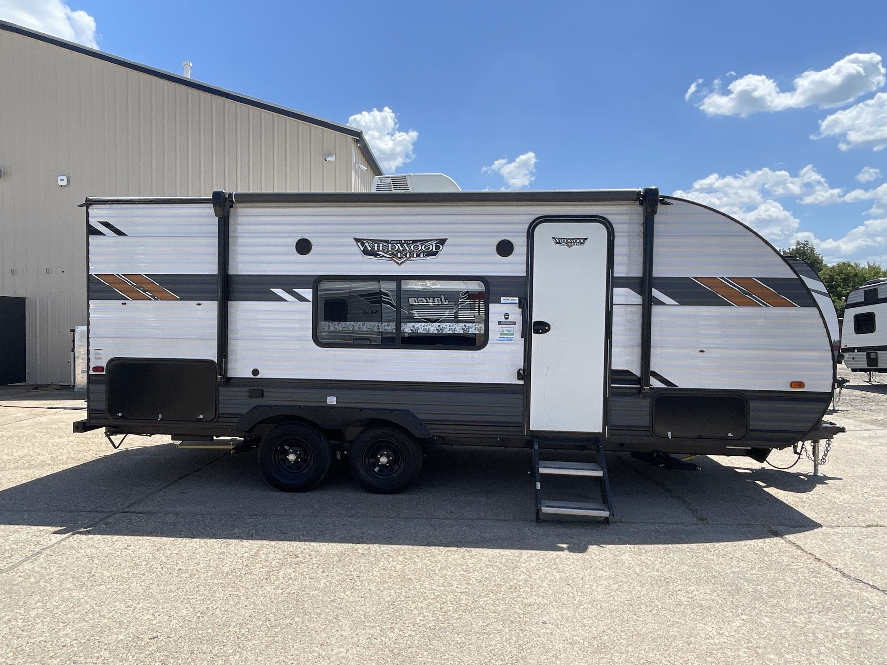 2022 Forest River WILDWOOD X-LITE 19DBXL in bossier city LA