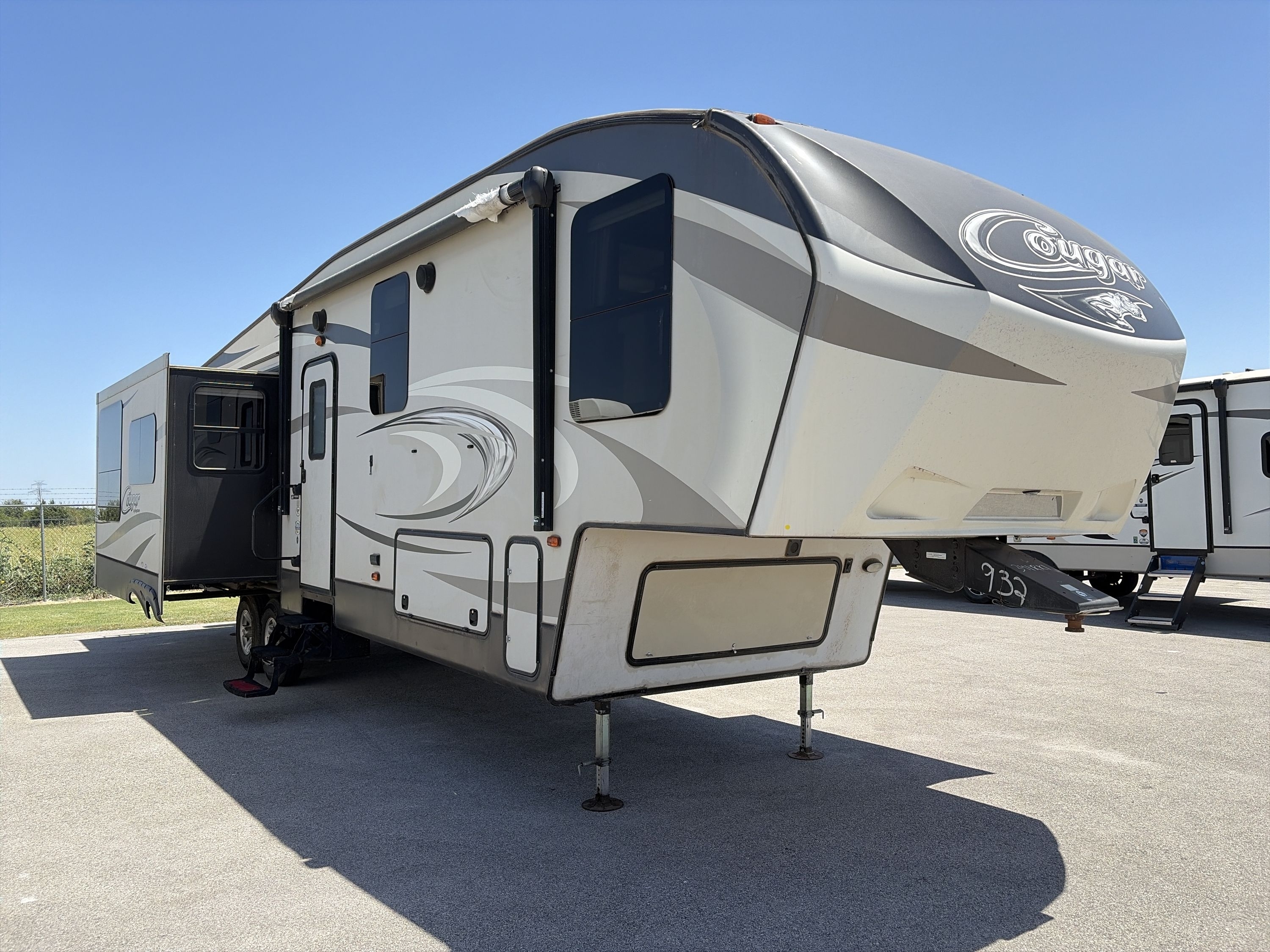 2016 Keystone COUGAR 341RKI in alvarado TX