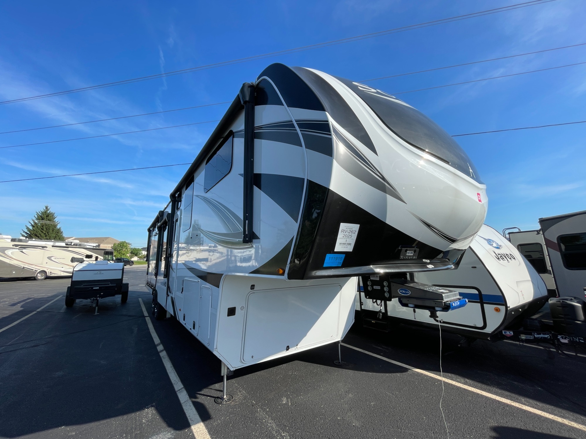 2025 Grand Design SOLITUDE 414LJMJ in greenwood IN