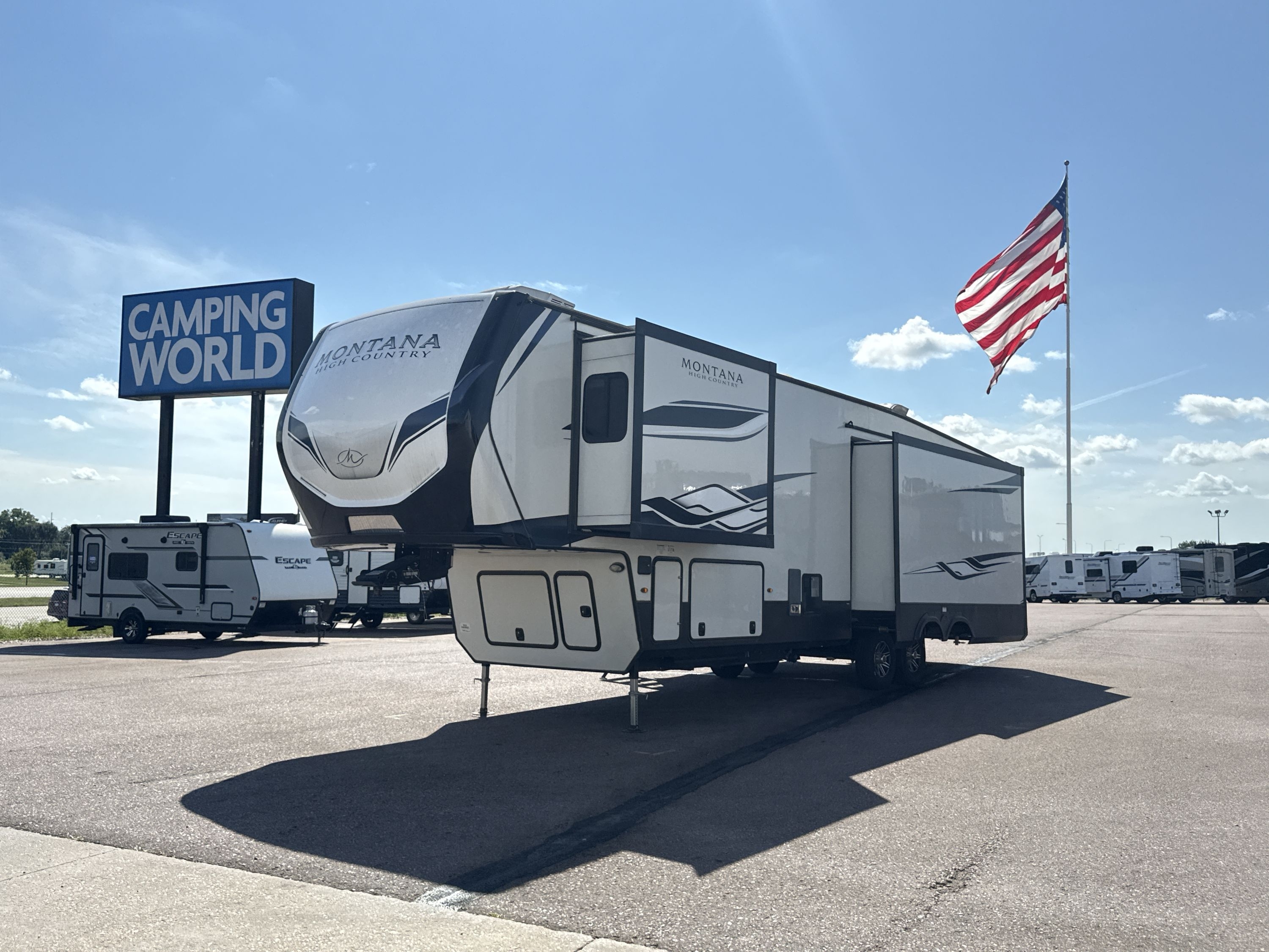 2023 Keystone MONTANA HIGH COUNTRY 331RL in sioux falls SD