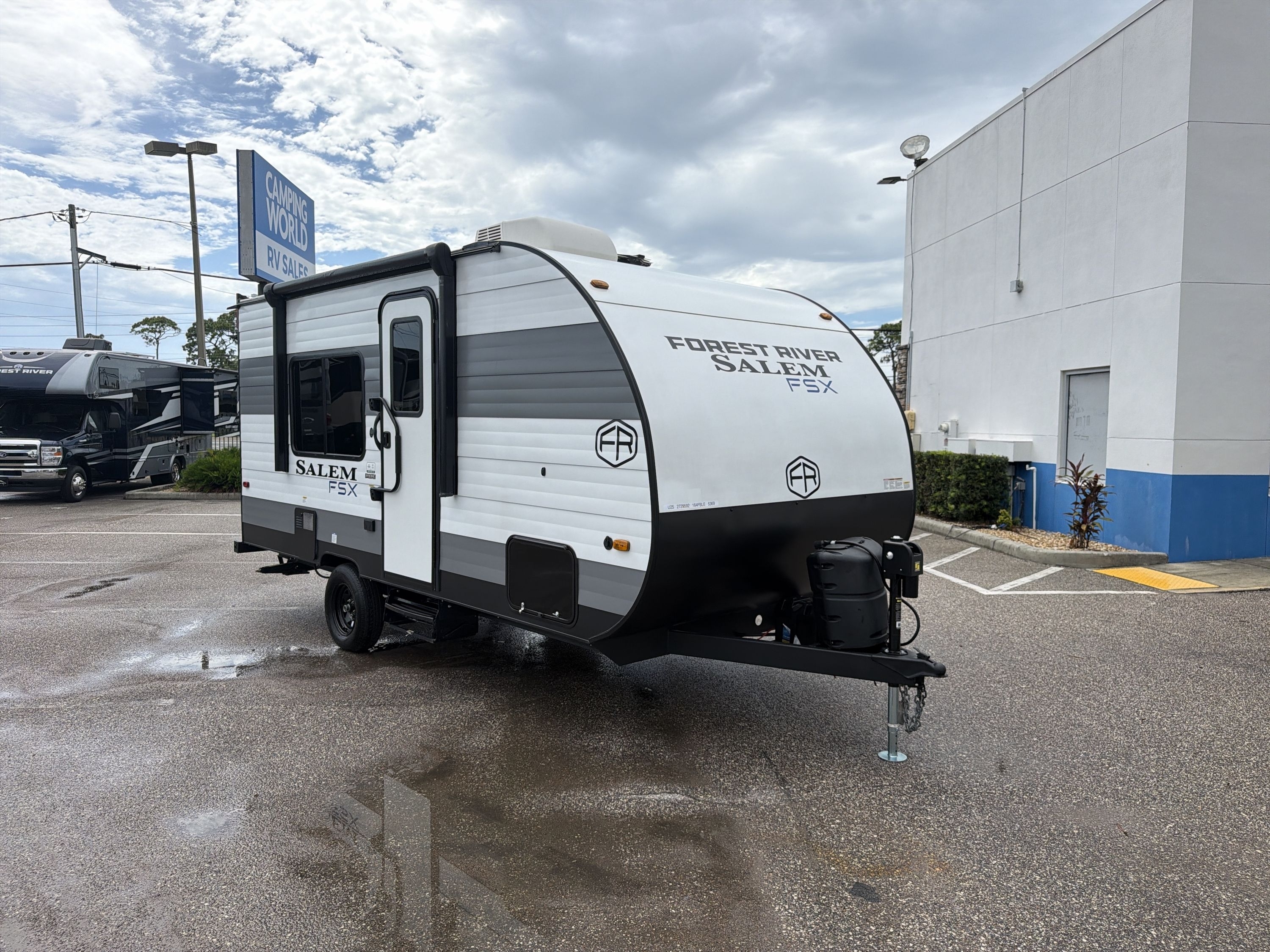 2025 Forest River SALEM FSX 164FBLE in holiday FL
