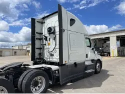 2022 FREIGHTLINER CASCADIA 126