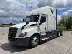 2022 FREIGHTLINER CASCADIA 126