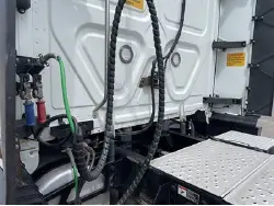 2022 FREIGHTLINER CASCADIA 126