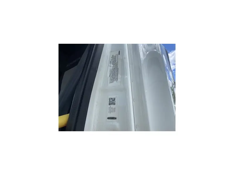 2022 FREIGHTLINER CASCADIA 126