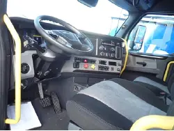 2022 FREIGHTLINER CASCADIA 126