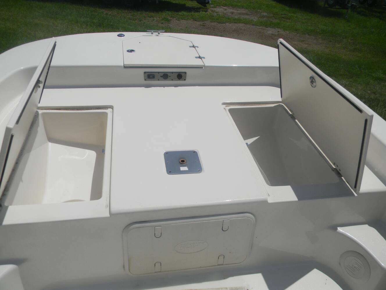 A photo of this 2026 Carolina Skiff 21 LS