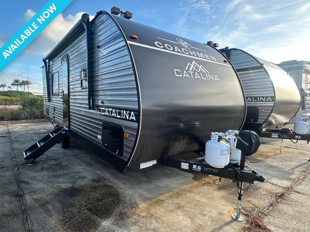2026 Coachmen Catalina Summit Series 8 261BH in palm bay FL