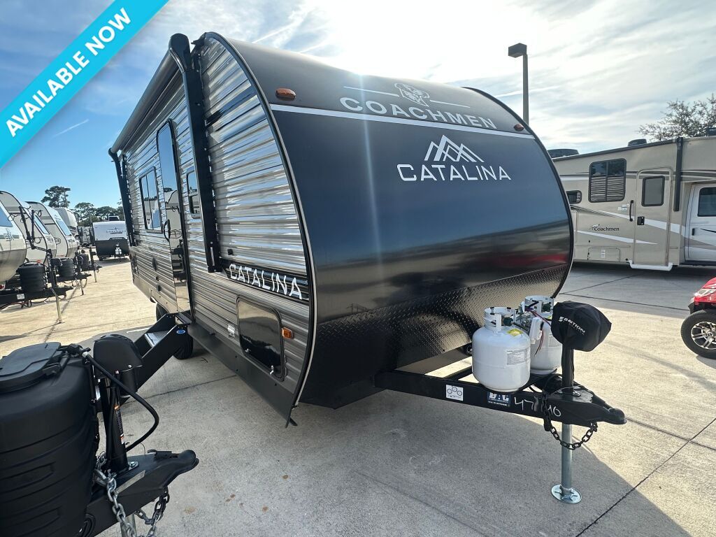 2026 Coachmen Catalina Summit Series 8 211BH in palm bay FL