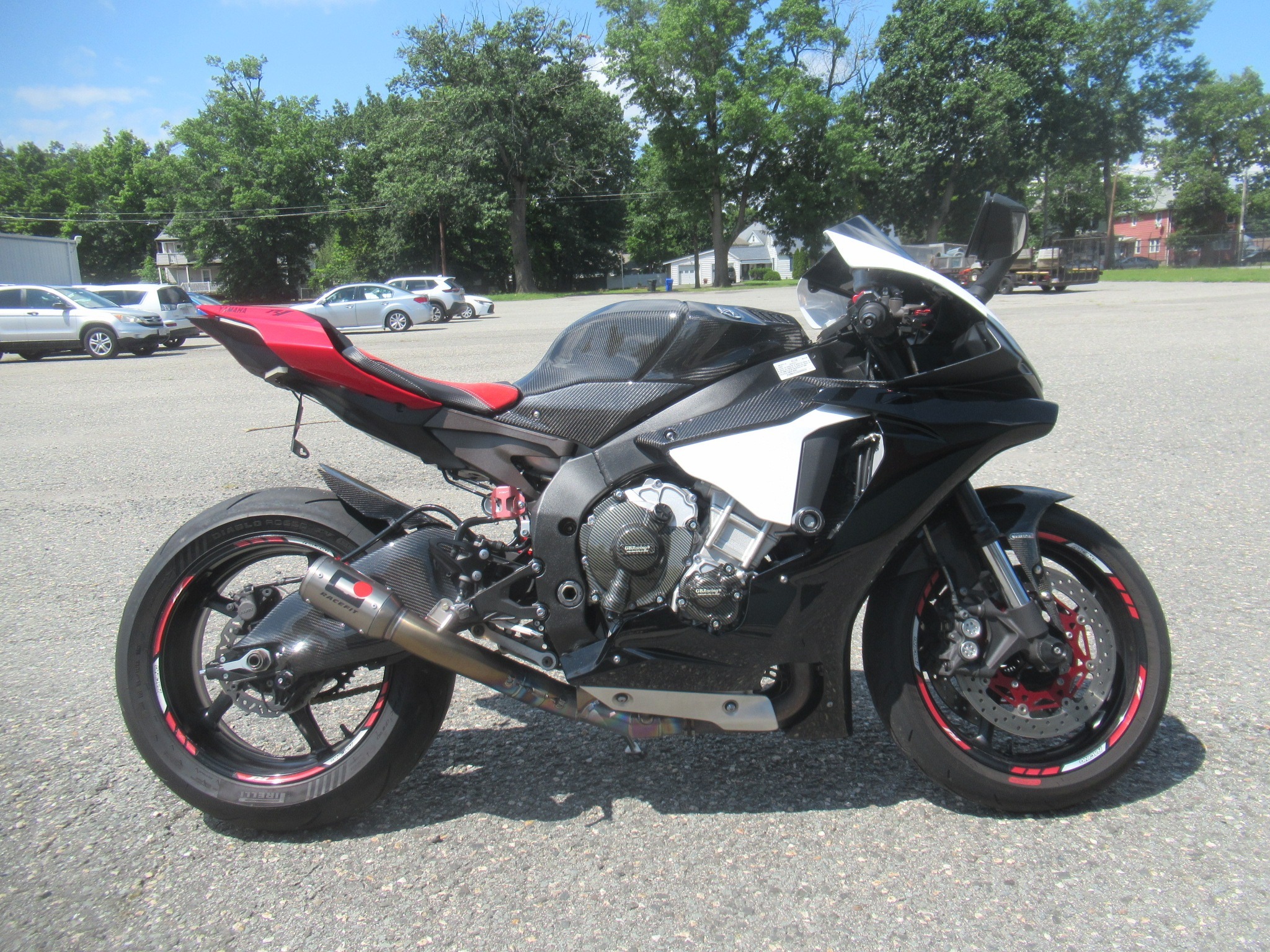 2016 Yamaha YZF-R1S R1S in Springfield, MA