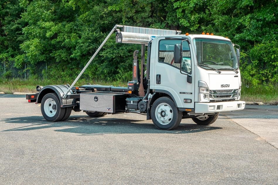 2024 ISUZU NRR in Portsmouth, VA