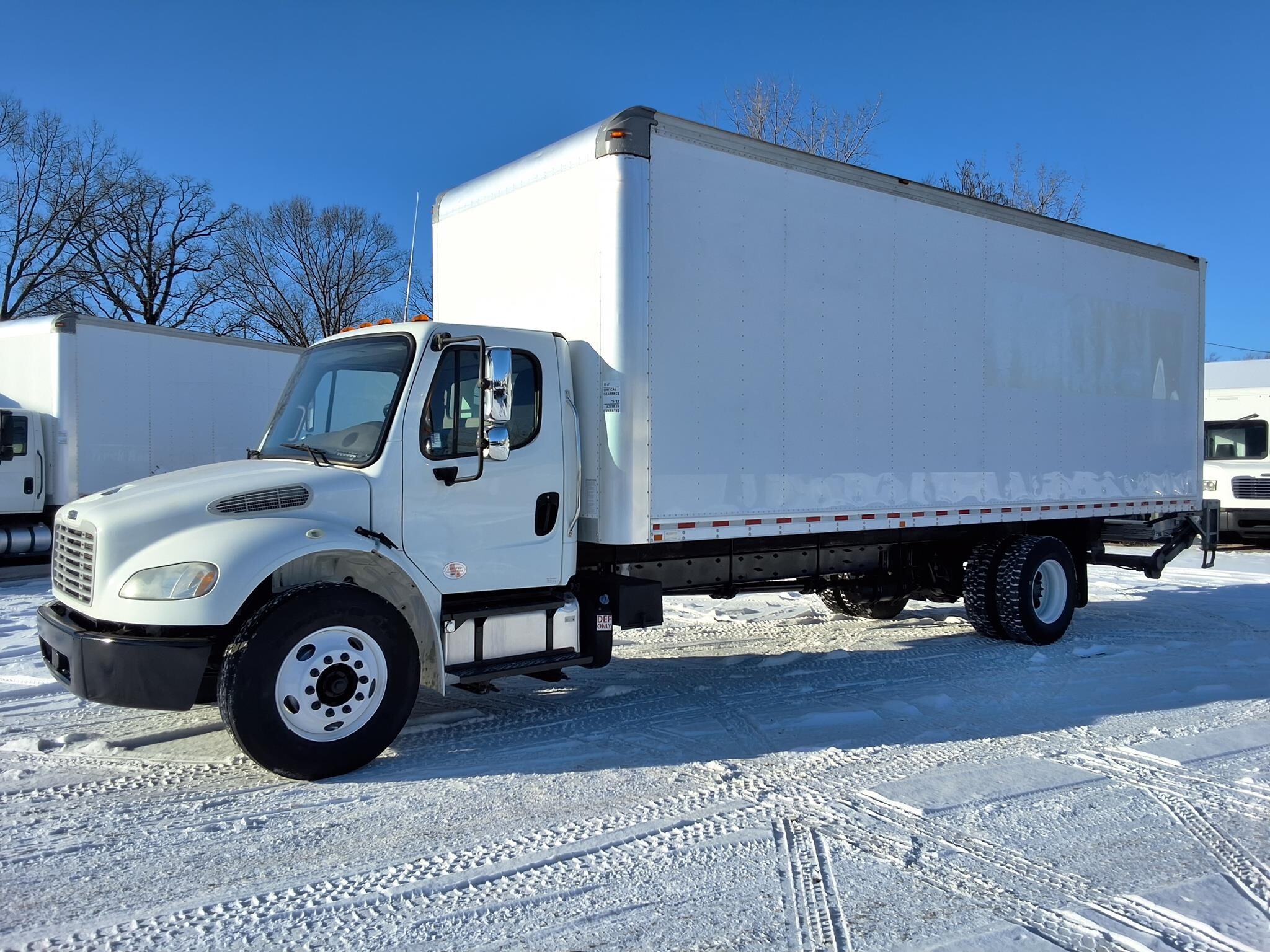 2018 FREIGHTLINER BUSINESS CLASS M2 106 in Fort Wayne, IN