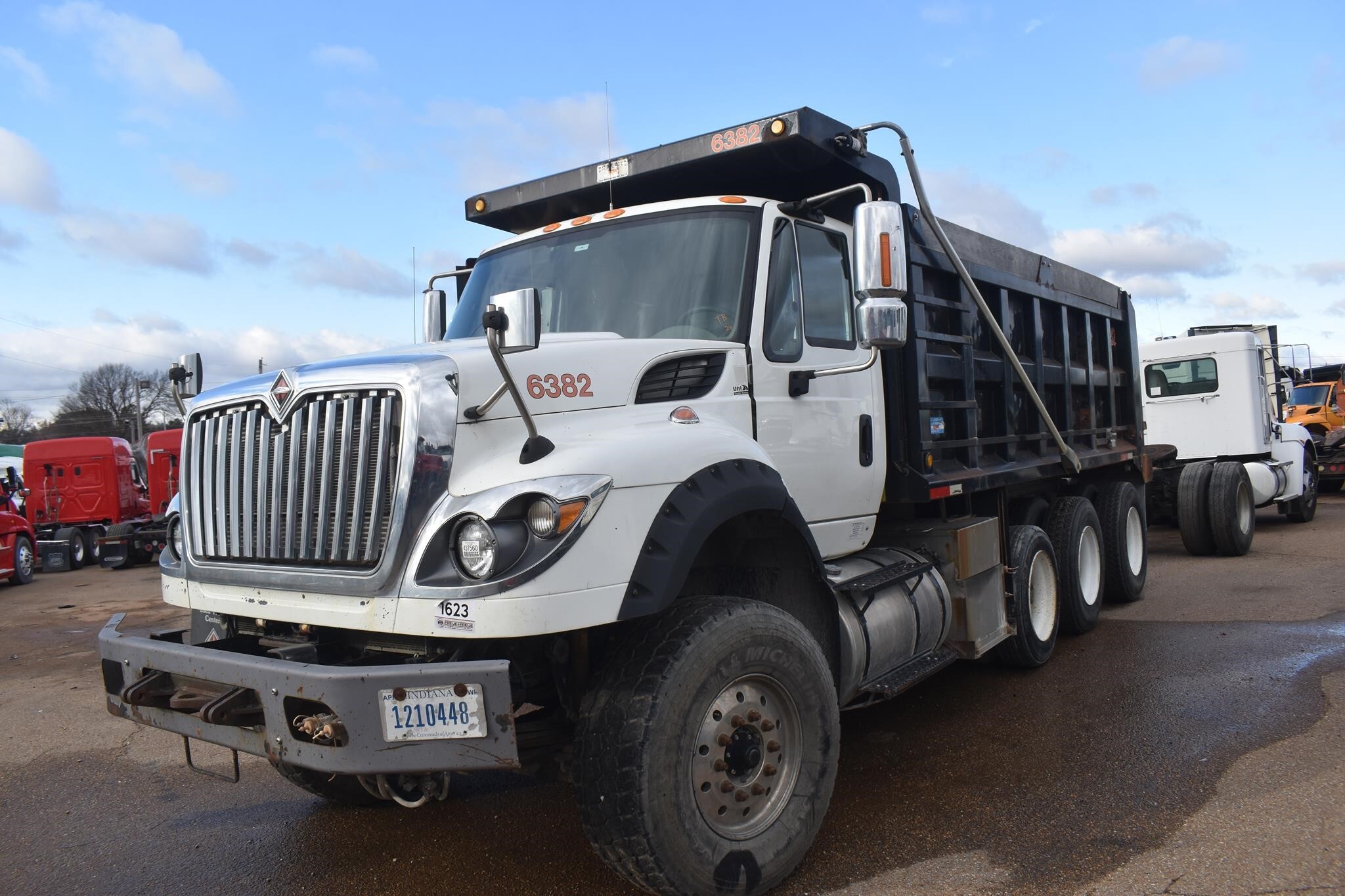 2015 INTERNATIONAL WORKSTAR 7600 in Covington, TN