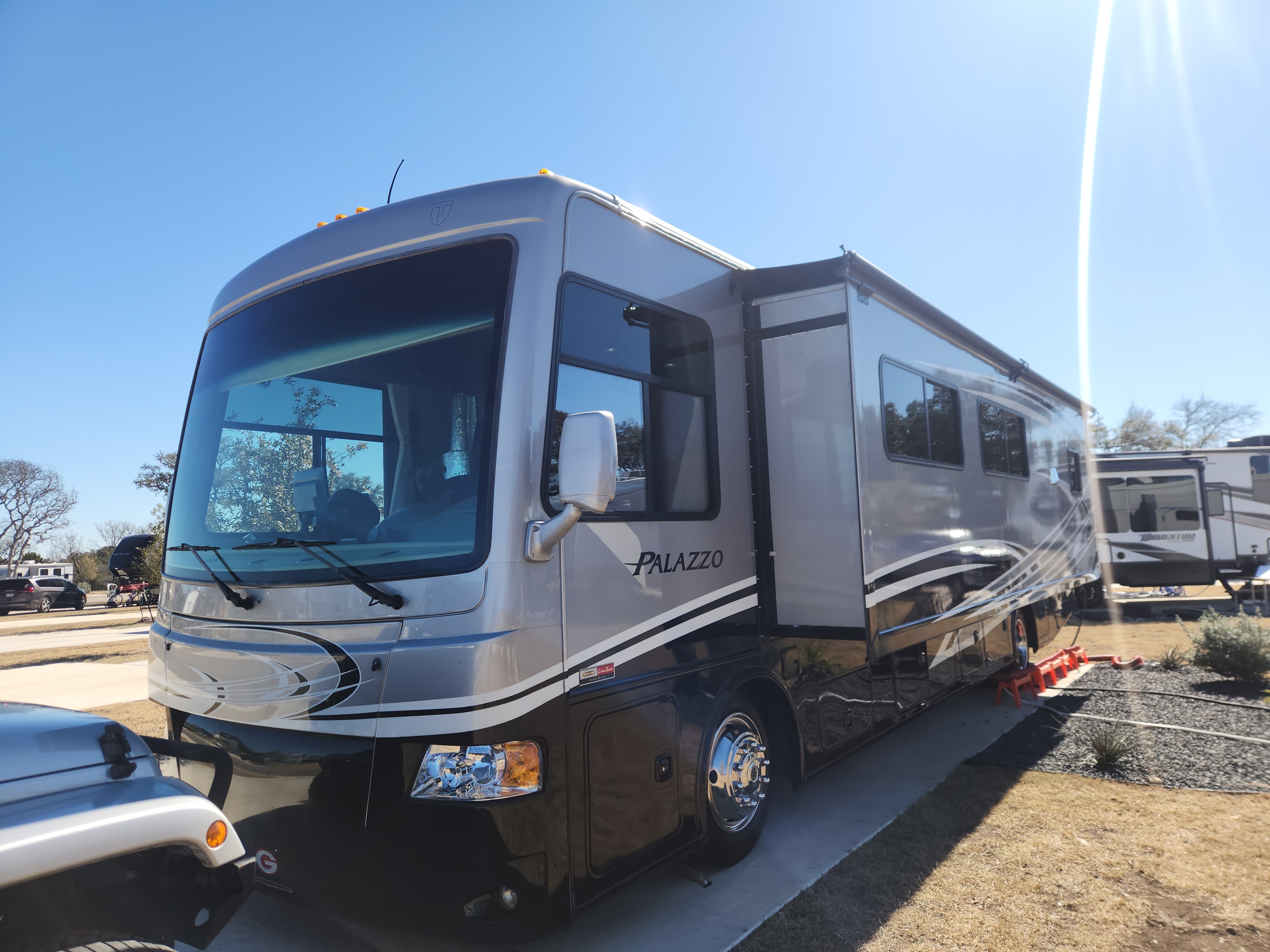 2013 Thor Motor Coach PALAZZO 36 1 in belton TX