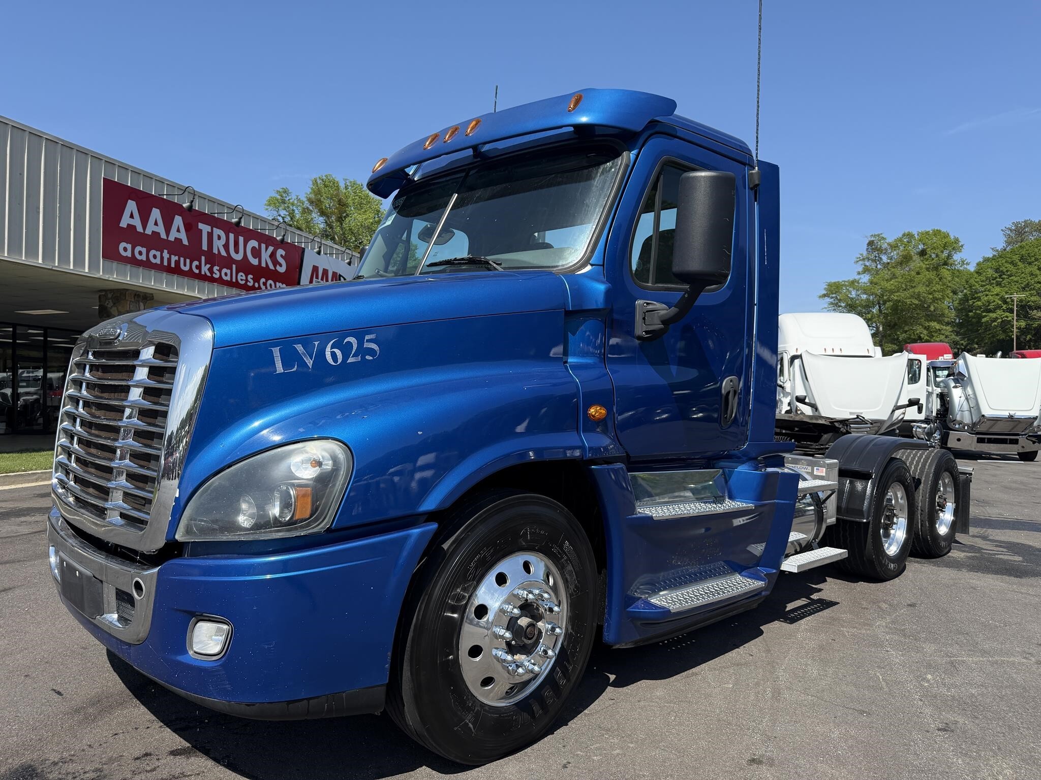 2016 FREIGHTLINER CASCADIA 125 in Monroe, GA