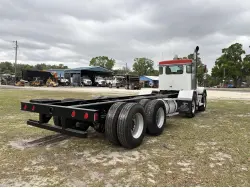 2011 KENWORTH T800