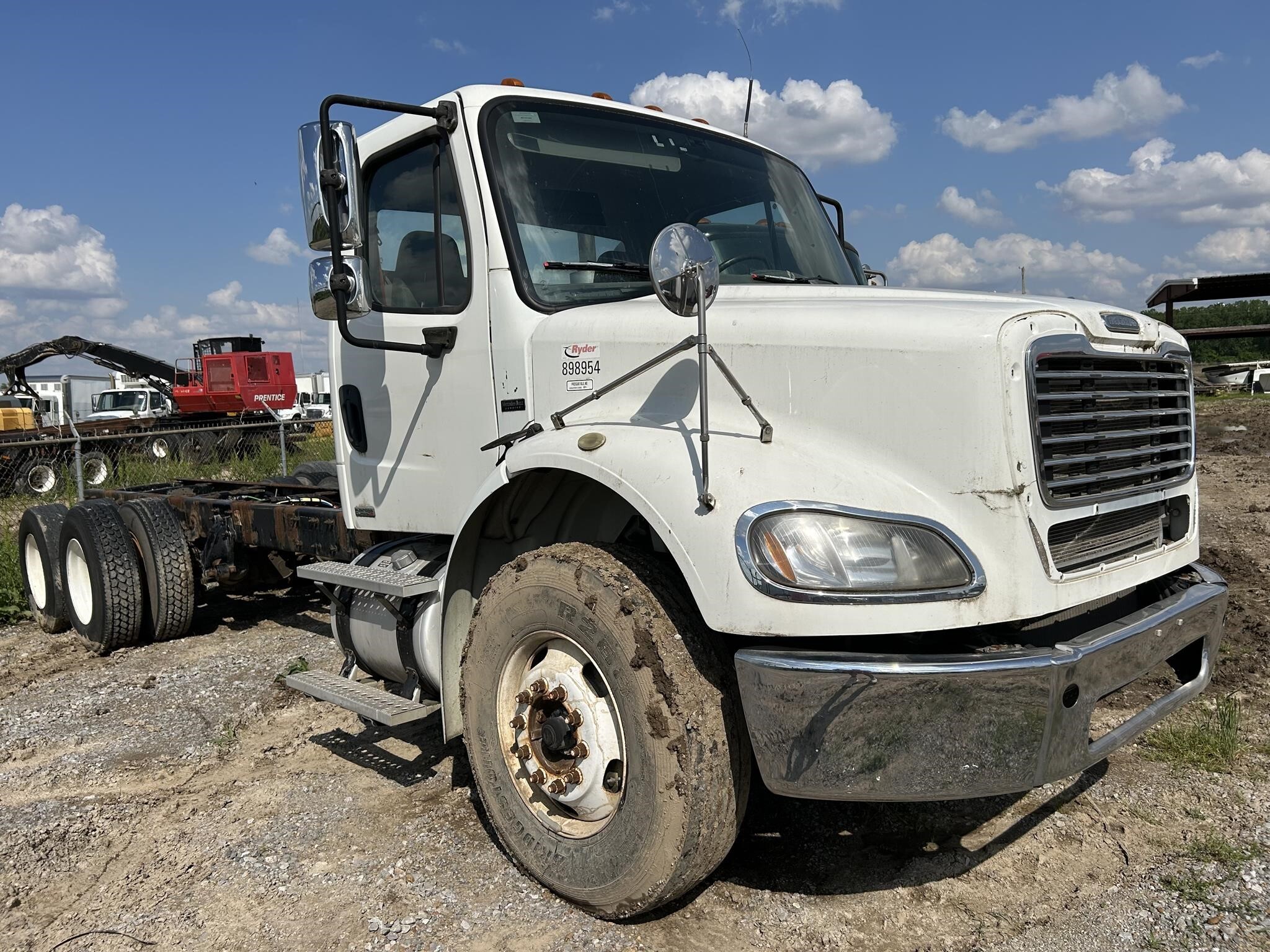 2010 FREIGHTLINER BUSINESS CLASS M2 112 in Covington, TN