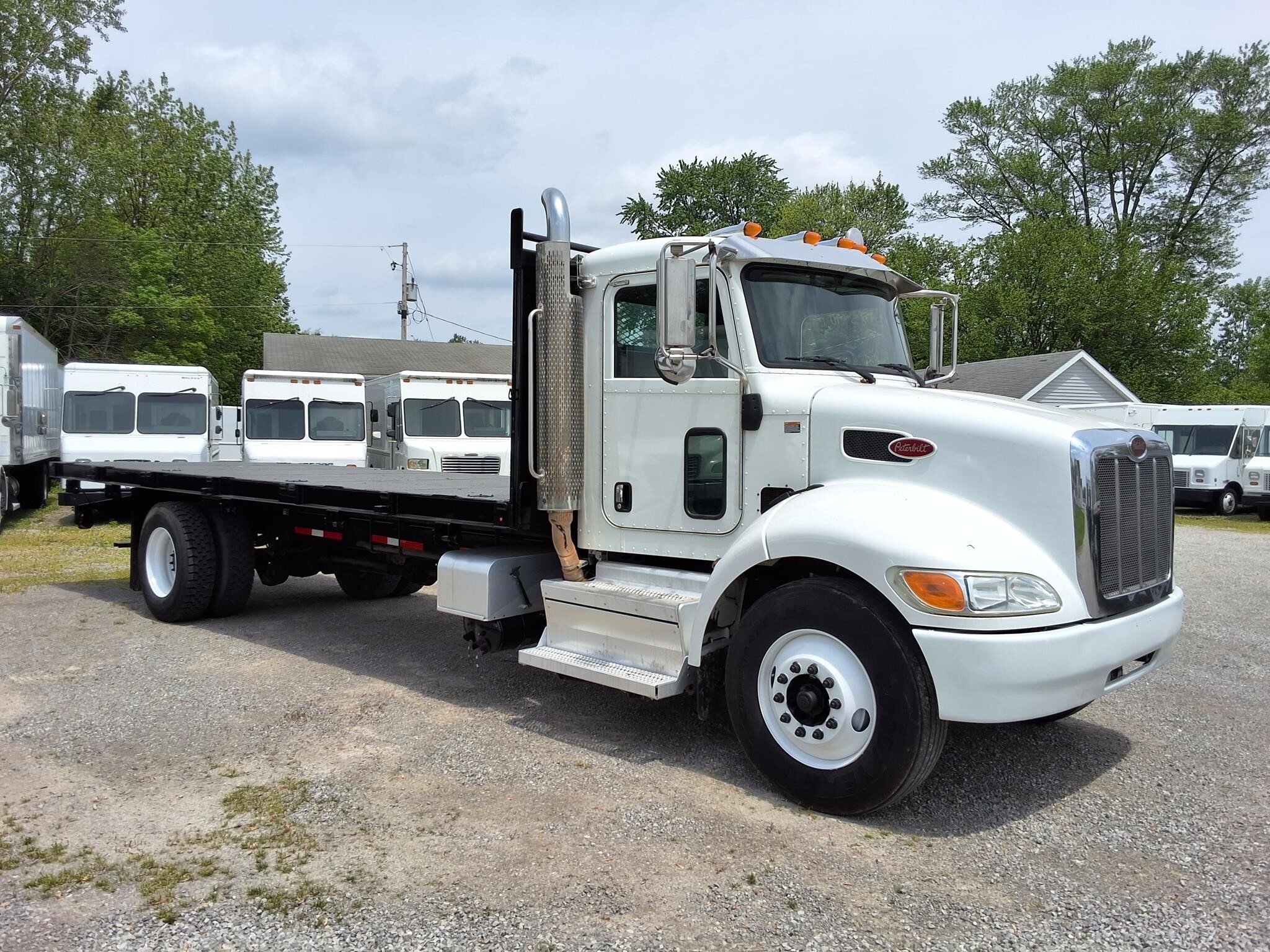 2018 PETERBILT 337 in Fort Wayne, IN