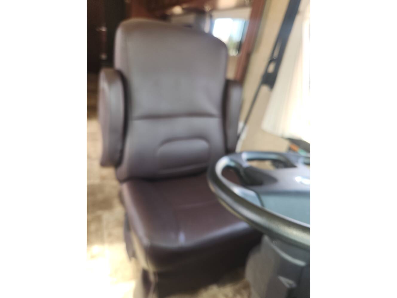 A photo of this 2013 Thor Motor Coach PALAZZO 36 1