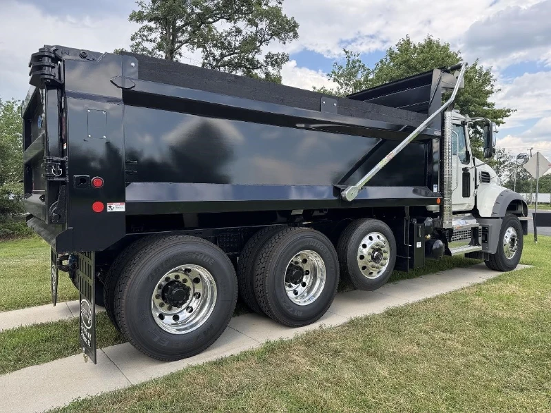 2026 MACK GRANITE