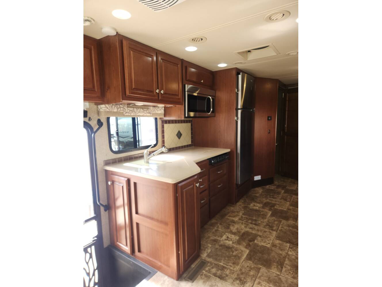 A photo of this 2013 Thor Motor Coach PALAZZO 36 1