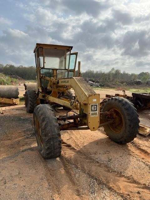 1975 CATERPILLAR 120G in Montrose, AL