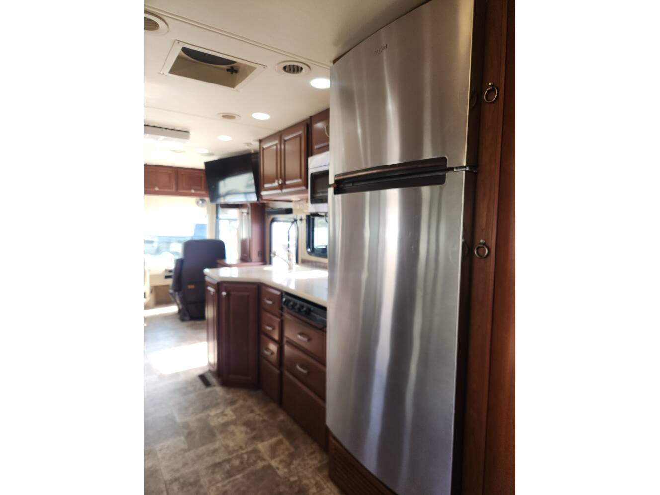 A photo of this 2013 Thor Motor Coach PALAZZO 36 1