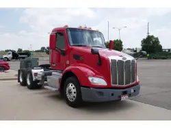 2017 PETERBILT 579