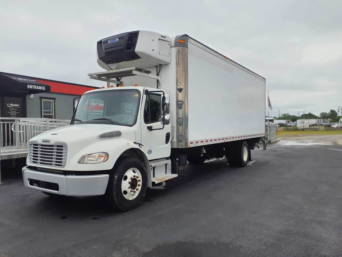 2018 FREIGHTLINER BUSINESS CLASS M2 106 in Clarksville, IN