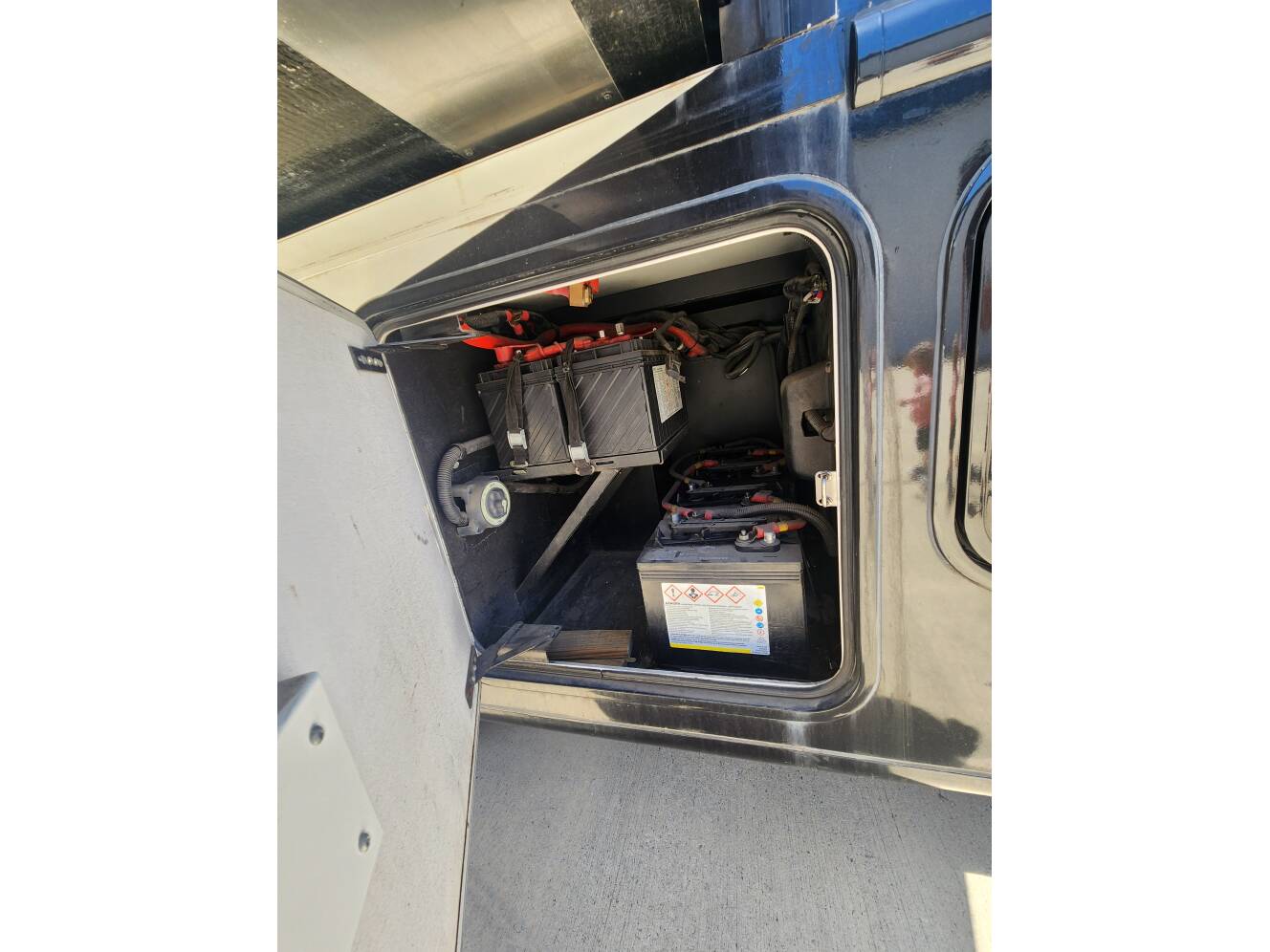 A photo of this 2013 Thor Motor Coach PALAZZO 36 1