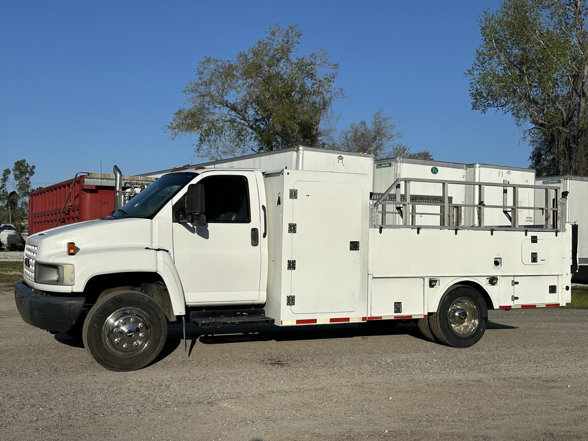 2006 GMC C5500 in Edgewater, FL