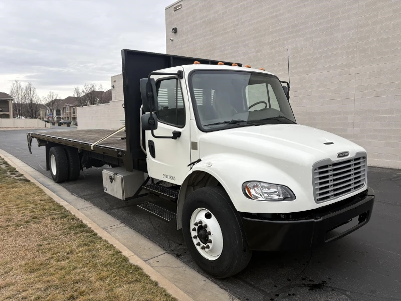 2019 FREIGHTLINER BUSINESS CLASS M2 106