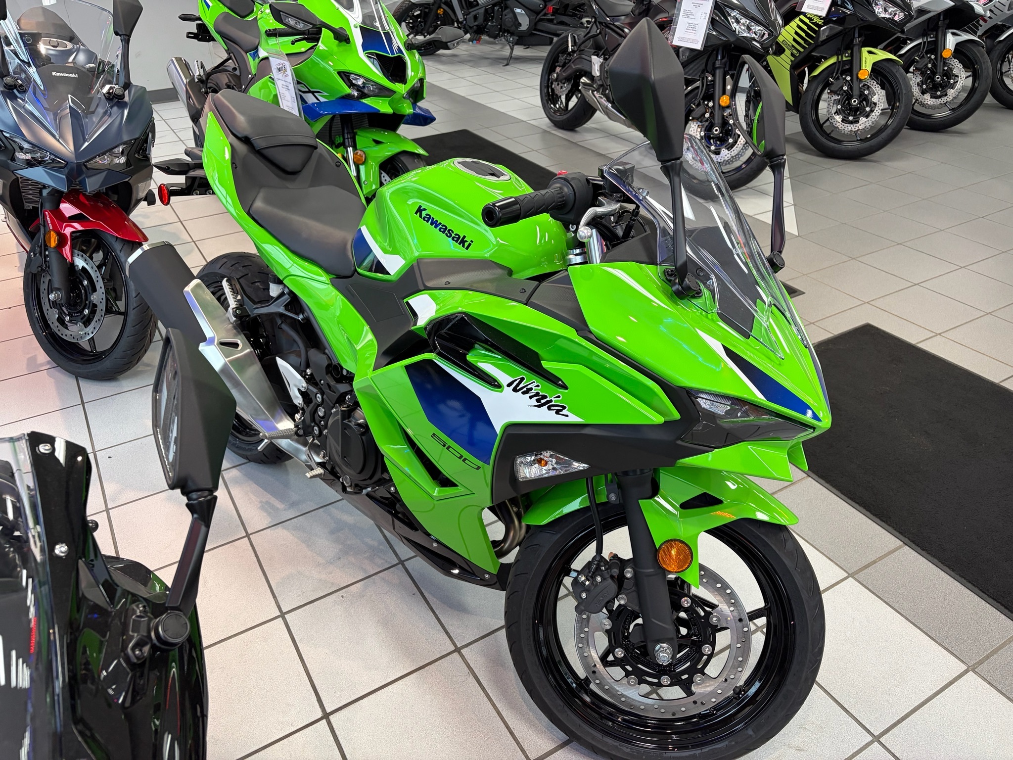 2026 Kawasaki Ninja® 500 BASE in Kaukauna, WI