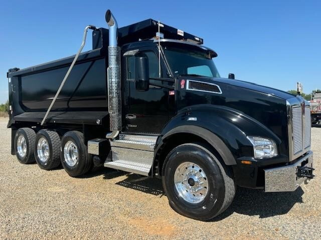 2025 KENWORTH T800 in Chatham, VA