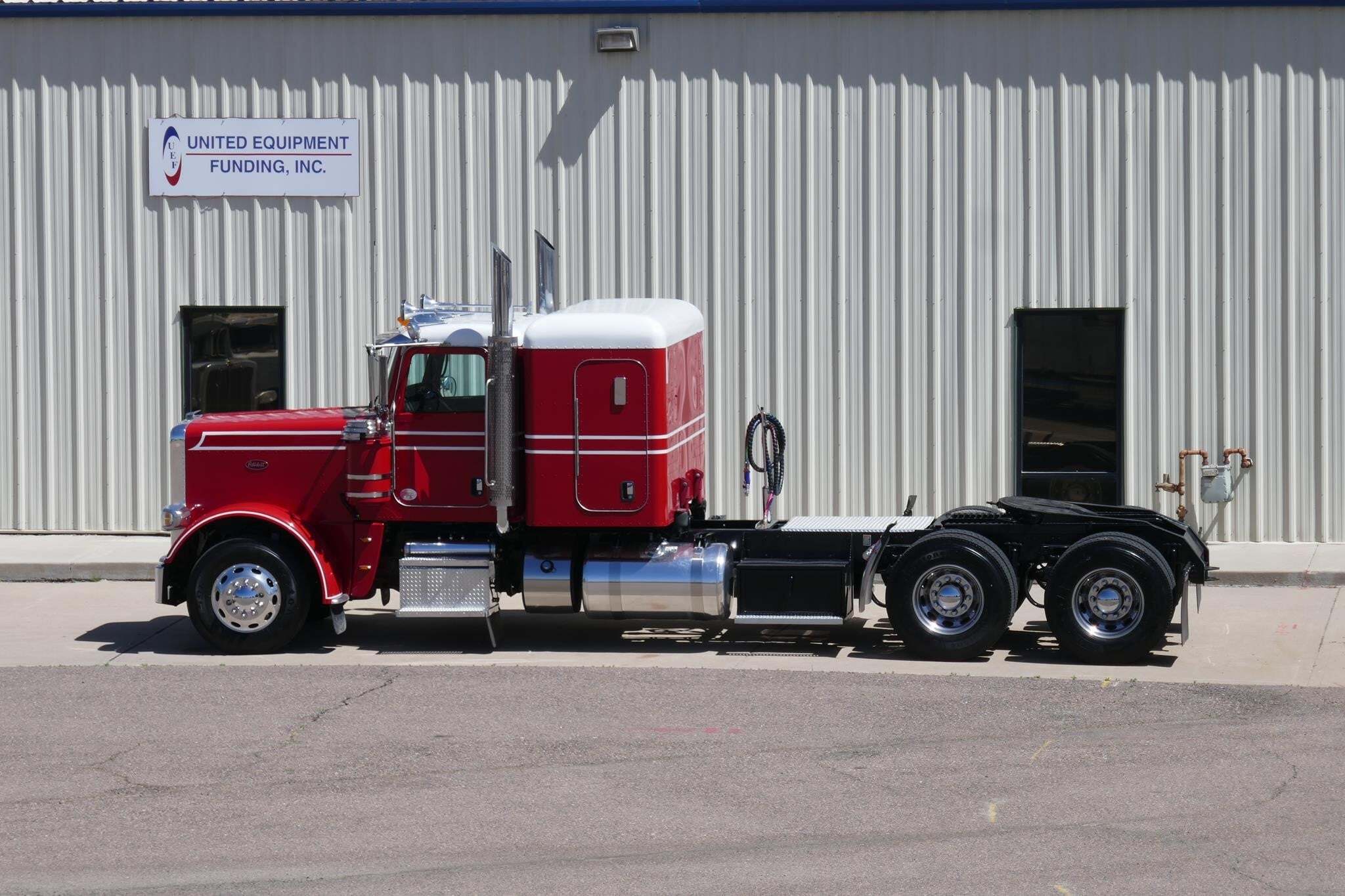 2020 PETERBILT 389 in Henderson, CO