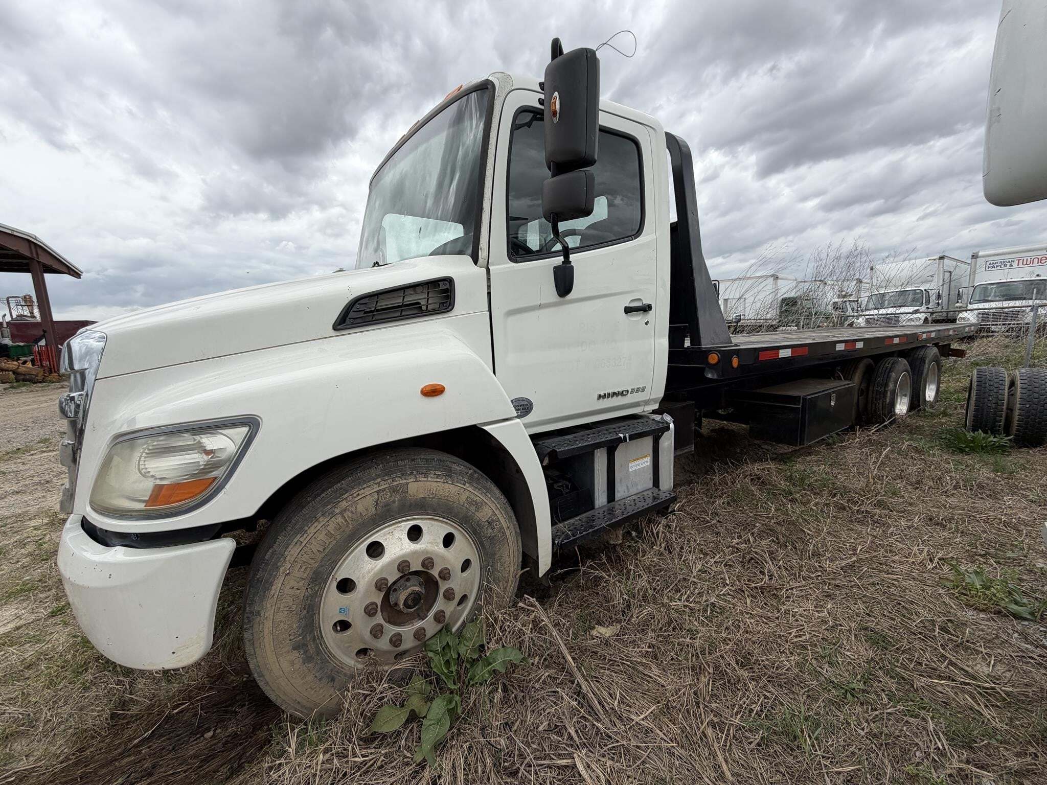 2015 HINO 338 in Covington, TN