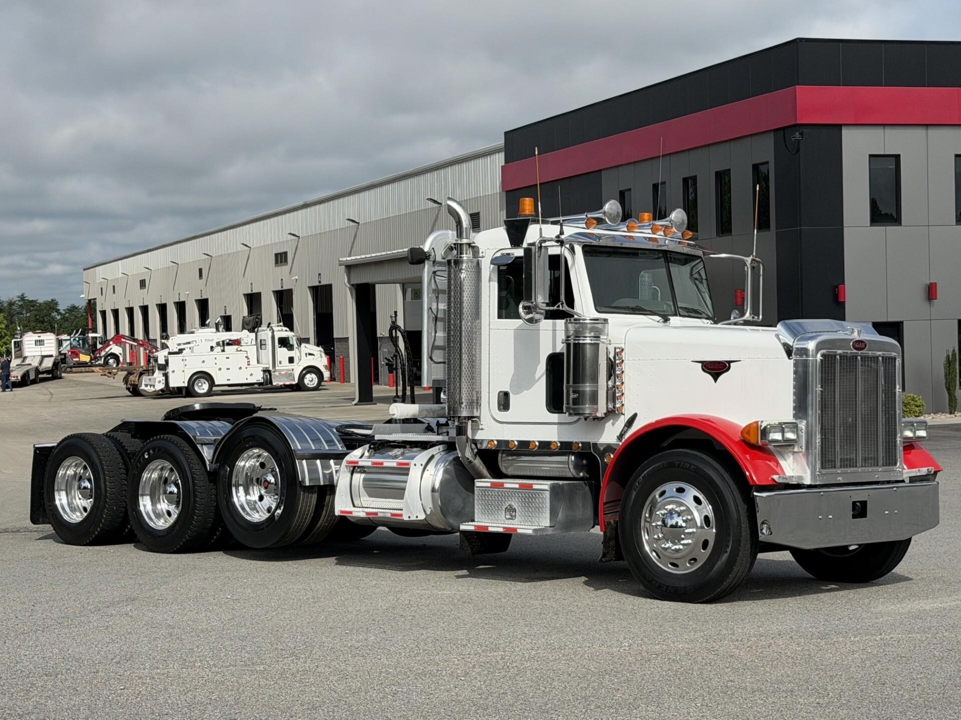 2007 PETERBILT 379 in Chatham, VA
