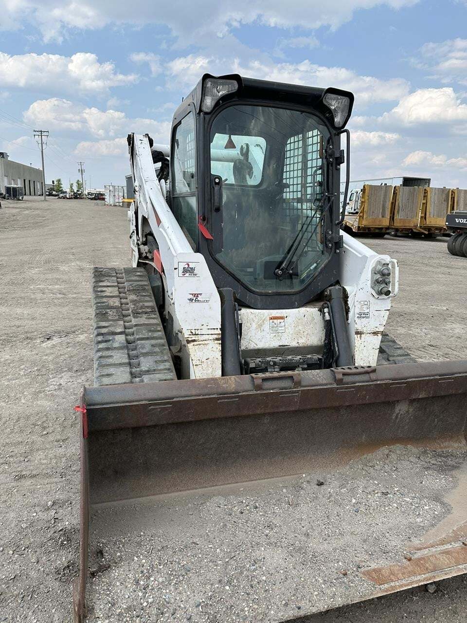 2022 BOBCAT T870 in Fargo, ND