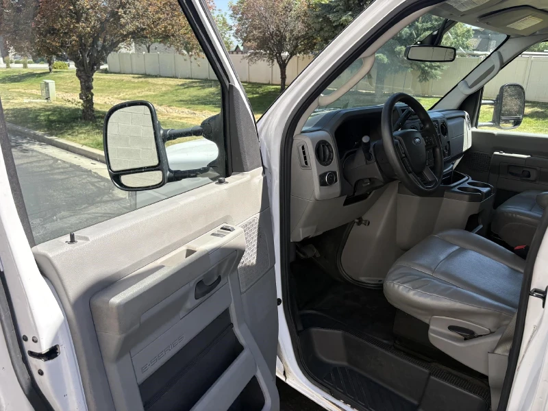 2022 FORD ECONOLINE