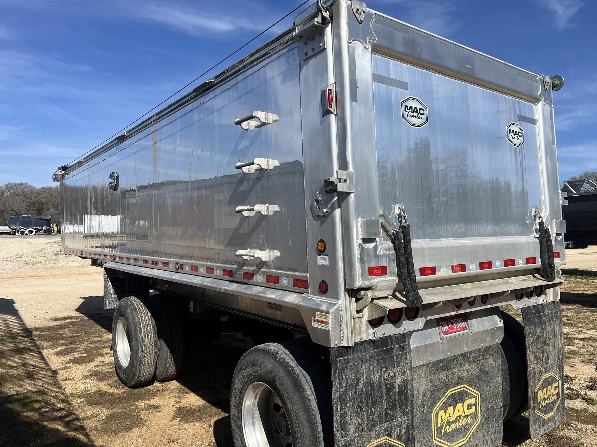 2025 MAC TRAILER MFG END DUMP in Bryan, TX