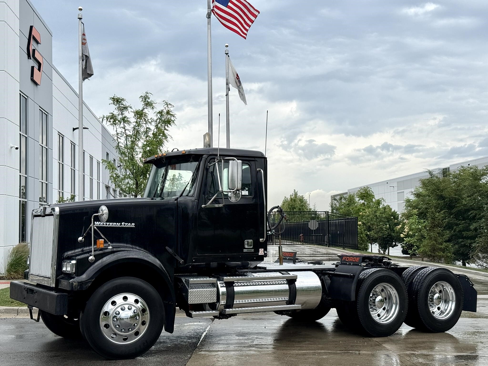 2019 WESTERN STAR CONVENTIONAL in New Lenox, IL