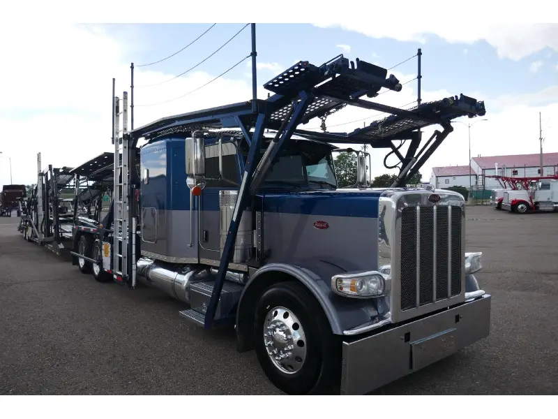 2018 PETERBILT 389