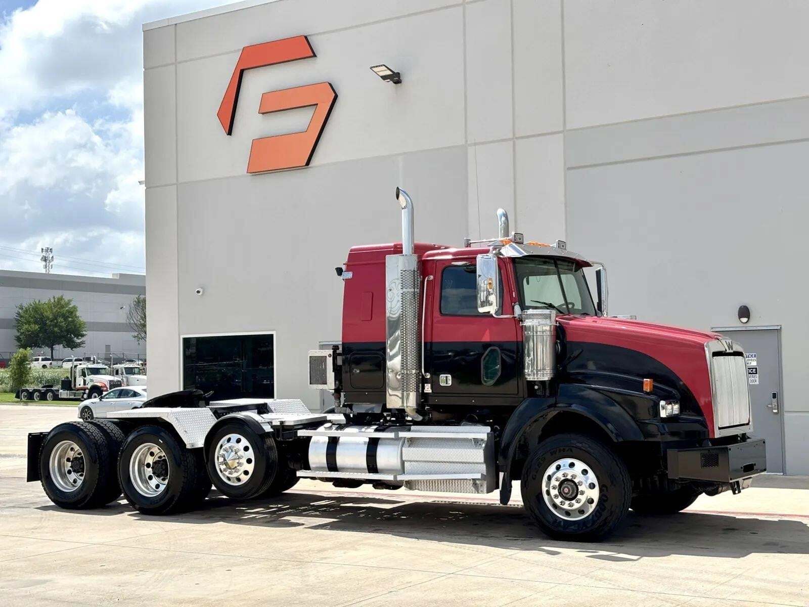 2015 WESTERN STAR CONVENTIONAL in Hutchins, TX